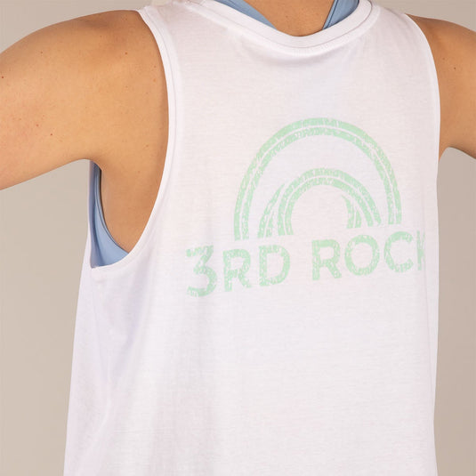 3rd Rock Horizon vest worn by model with arms out