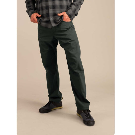 3rd Rock Johnson Pant Nori worn by male model