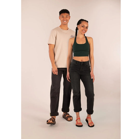 3rd Rock Mars Jeans Mid Dark Black - worn by male and female model