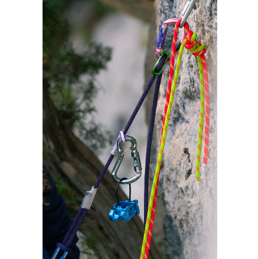 Beal Expresso Fit at anchor