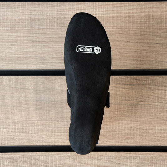 The sole of a climbing shoe, Unparallel Up Rise