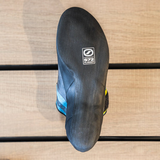 The sole of a climbing shoe, Scarpa Origin VS, showing S72 rubber logo