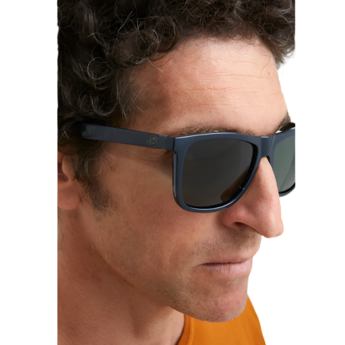 E9 Gustav Sunglasses Worn by model