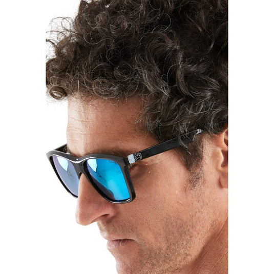 E9 Sunglasses Edgar worn by model