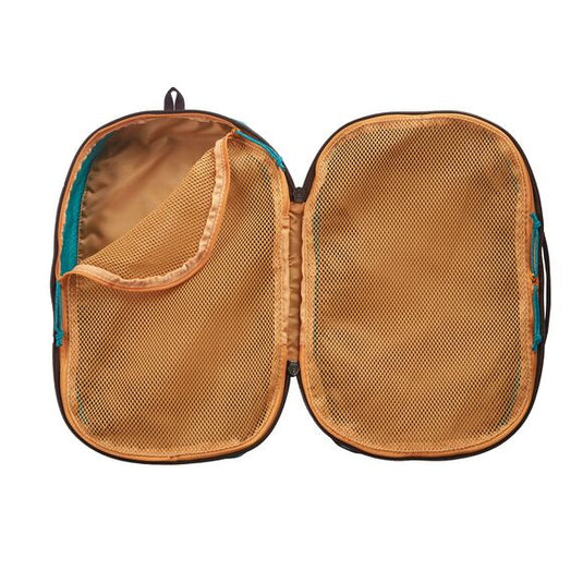 Patagonisa Black Hole Cube internal view of mesh pockets