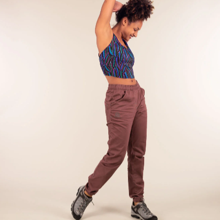 3rd rock luna bra in shrubbery worn by model