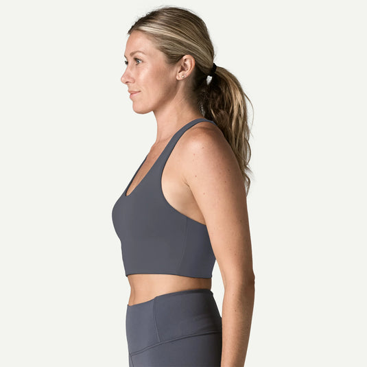Patagonia Maipo Mid-Impact Bra - SMOLDER BLUE WORN BY MODEL 