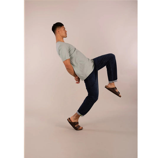 3rd Rock Gaia Jean Raw Retro Indigo worn by model