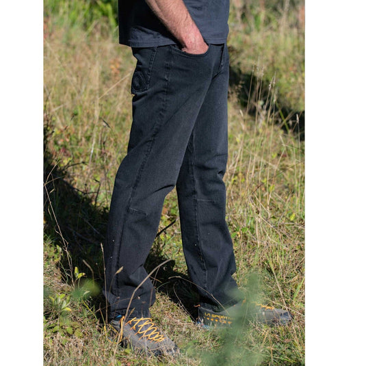 3rd Rock Mars Jeans Mid Dark Black worn by model outside 