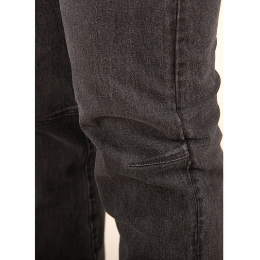 3rd Rock Mars Jeans Mid Dark Black - close up of knee