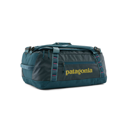 Black Hole Duffel 40L in Tidal Teal w/Luminous Pink