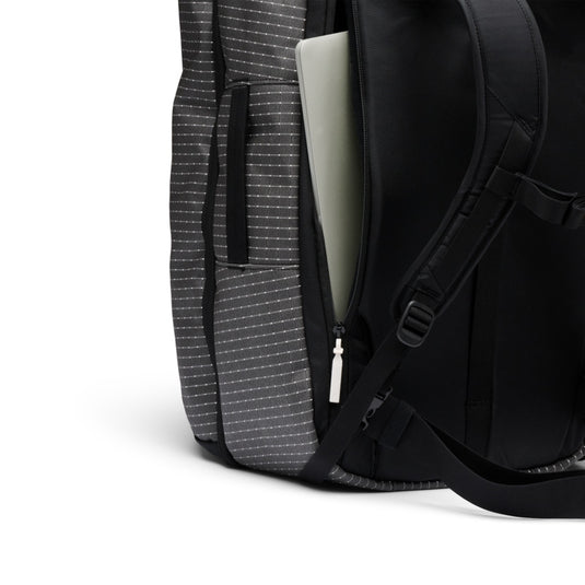 Black Diamond Stonehauler 40L Travel Pack in black