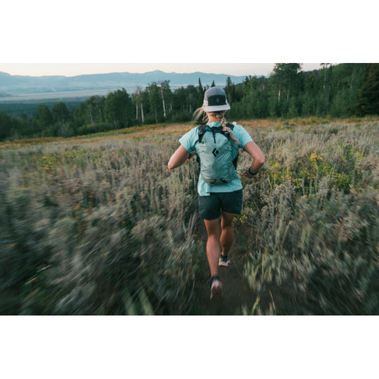 Black Diamond Distance Cap worn by runner