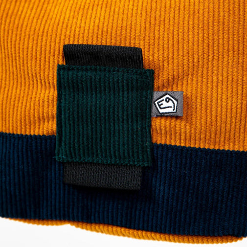 Edelrid Gulp-VS Chalk Bucket in Sand - chalk brush holder