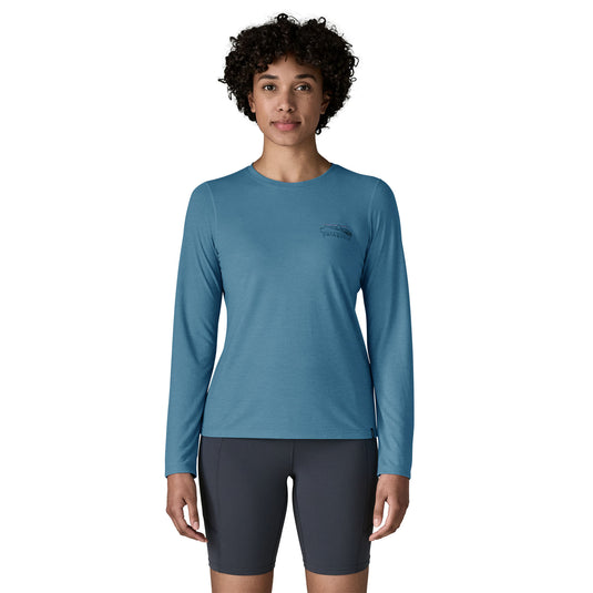 Patagonia Long Sleeved Cap Cool Trail Shirt - Blue worn by model